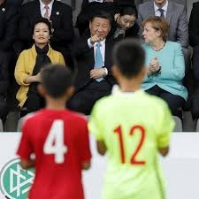 巴黎圣日耳曼荣膺法甲冠军 再创历史辉煌